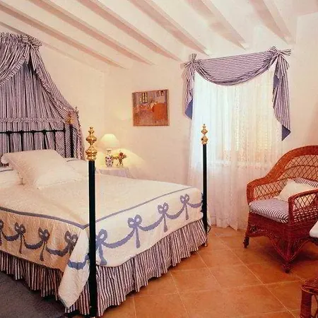 Hotel Scott's 4*